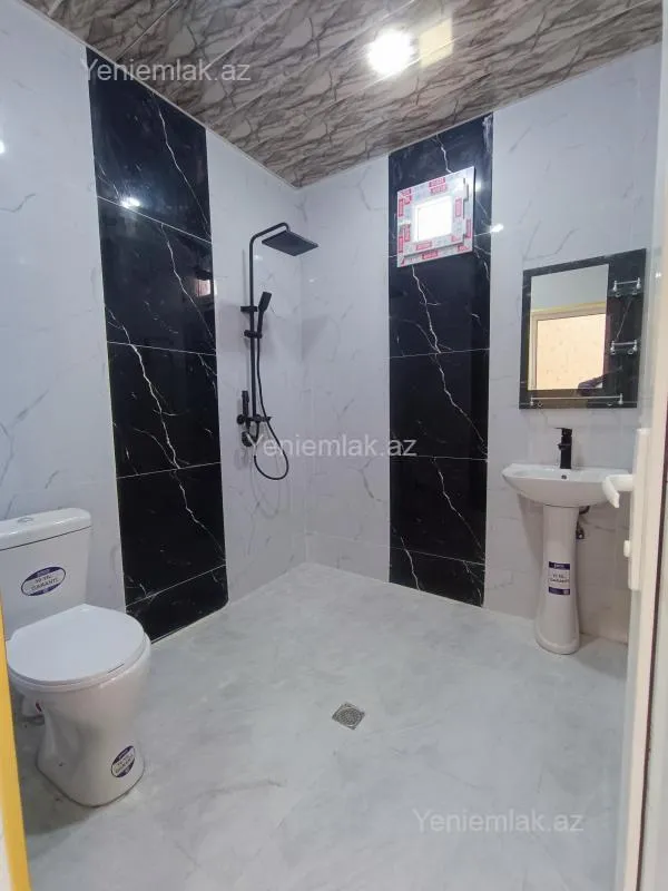 Satılır 4 otaqlı həyət evi 100 m²