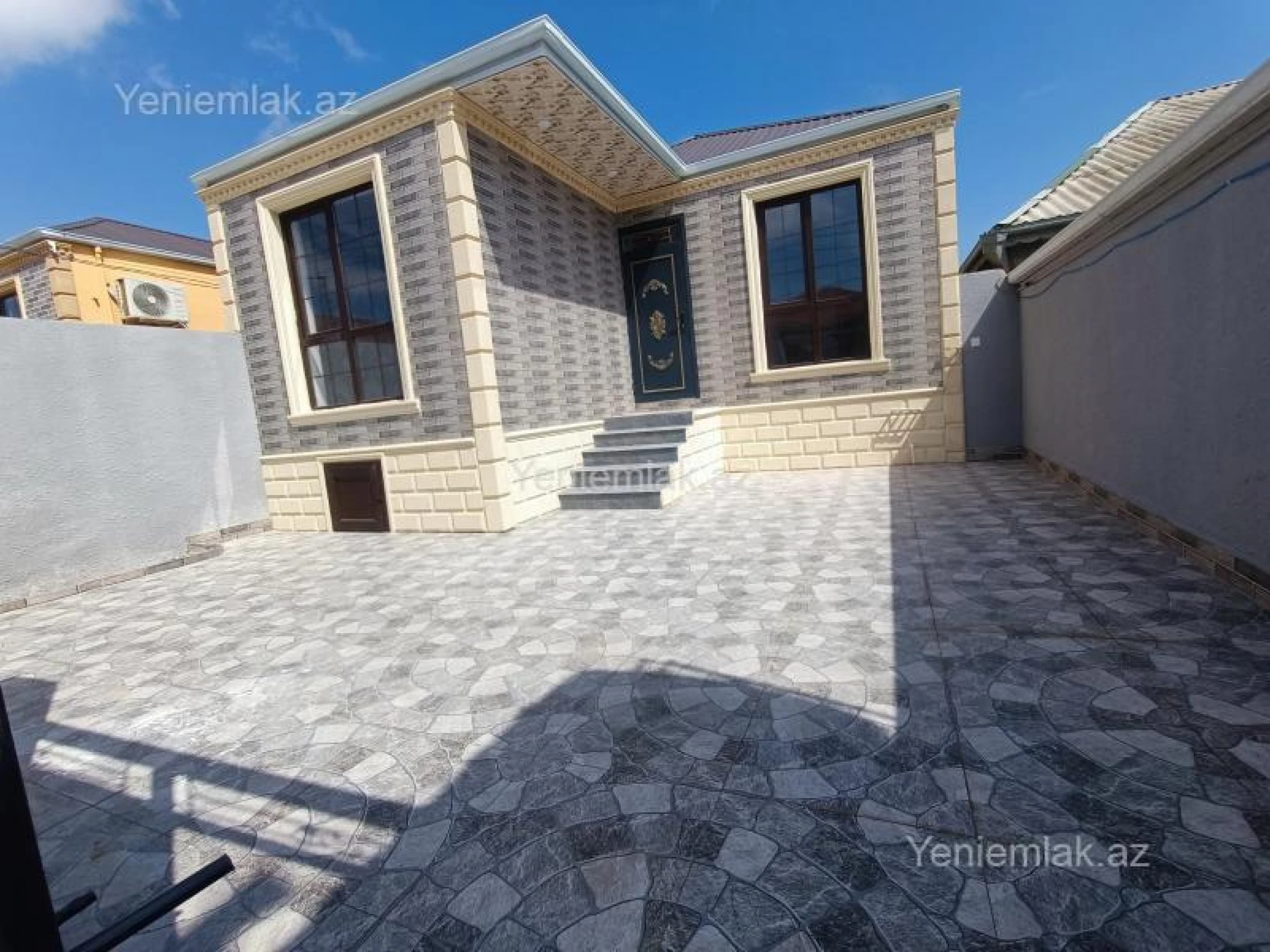 Satılır 4 otaqlı həyət evi 100 m²