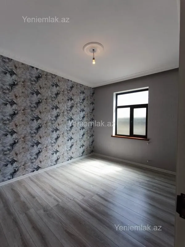 Satılır 4 otaqlı həyət evi 100 m²