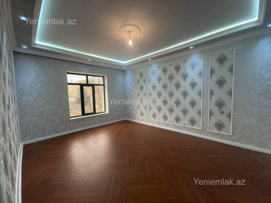 Satılır 6 otaqlı həyət evi 336 m²