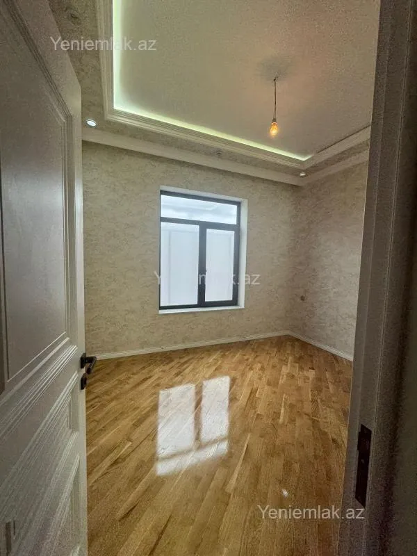 Satılır 6 otaqlı həyət evi 336 m²
