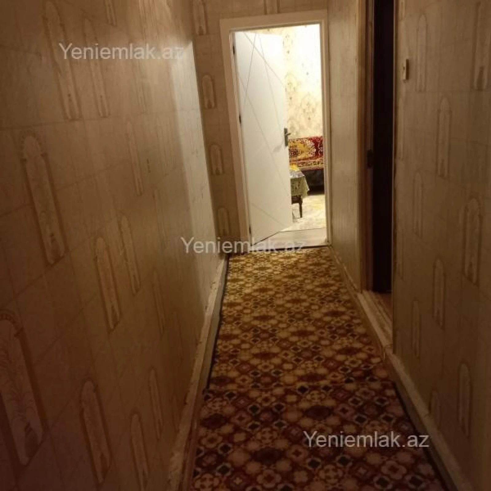 Satılır 4 otaqlı köhnə tikili 95 m²