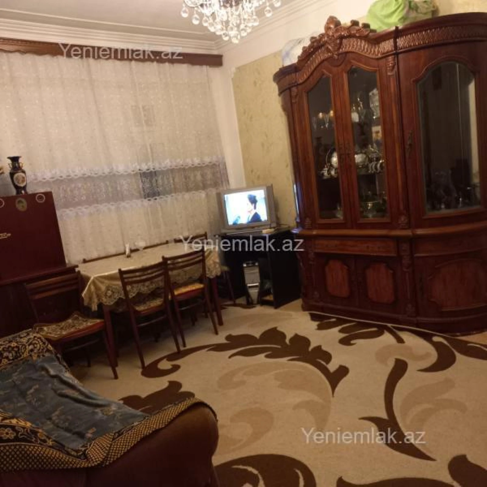 Satılır 4 otaqlı köhnə tikili 95 m²