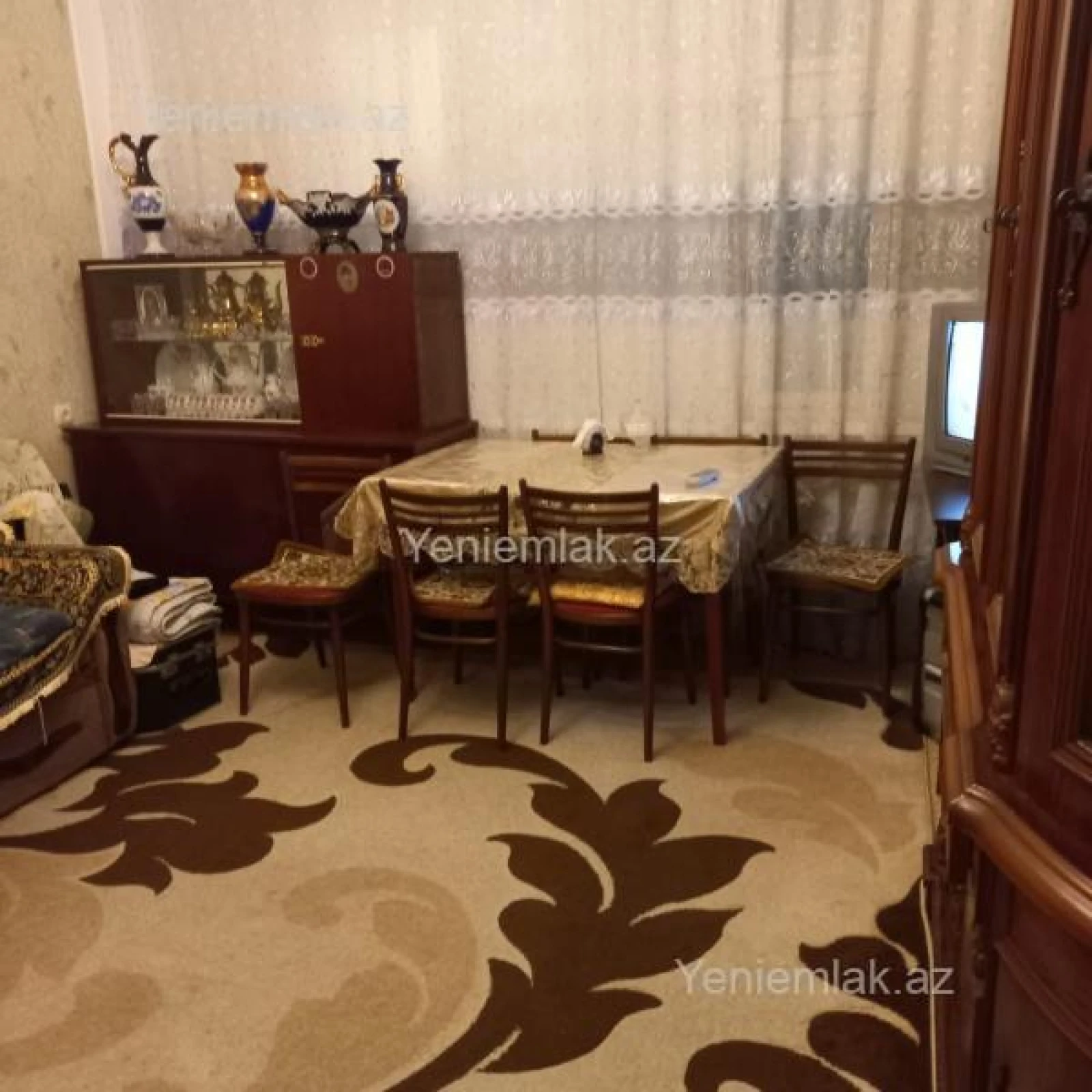 Satılır 4 otaqlı köhnə tikili 95 m²