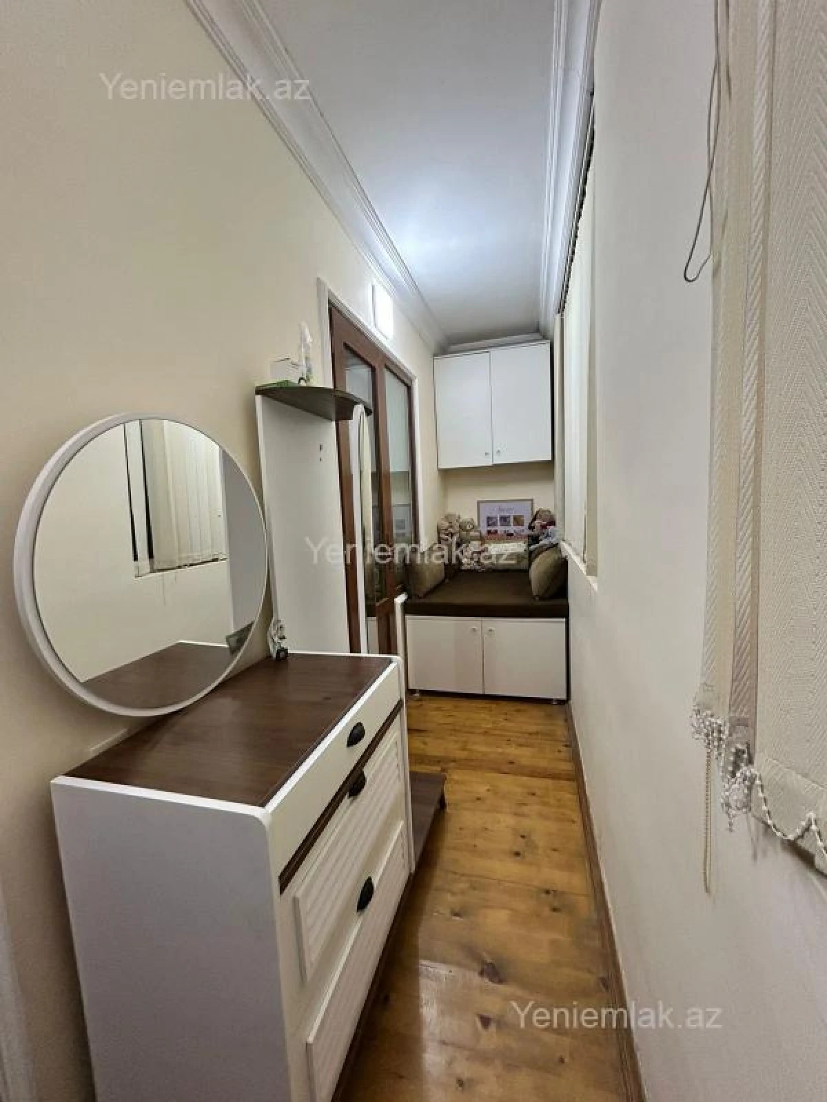 Satılır 3 otaqlı köhnə tikili 75 m²