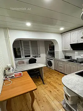 Satılır 3 otaqlı köhnə tikili 75 m²