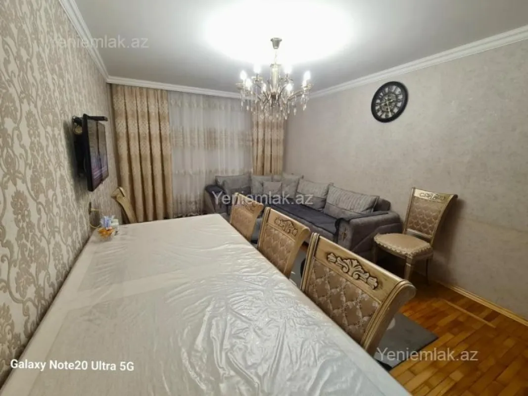 Satılır 3 otaqlı köhnə tikili 90 m²