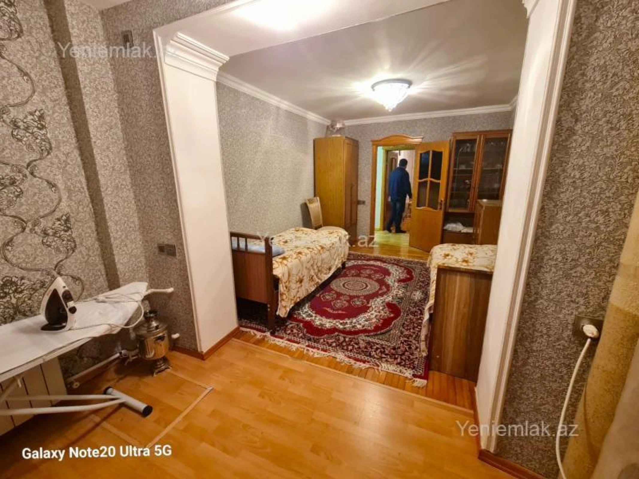 Satılır 3 otaqlı köhnə tikili 90 m²