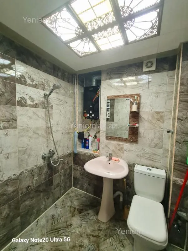 Satılır 3 otaqlı köhnə tikili 90 m²