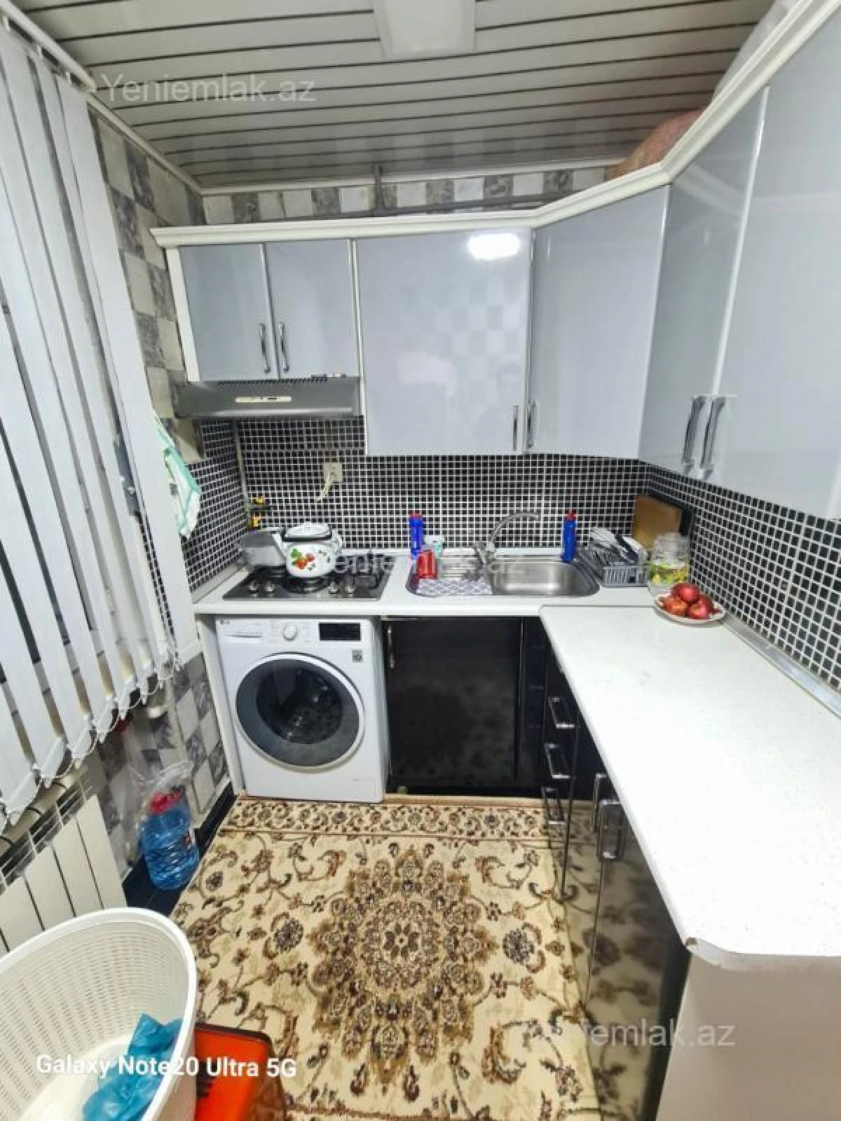 Satılır 3 otaqlı köhnə tikili 90 m²