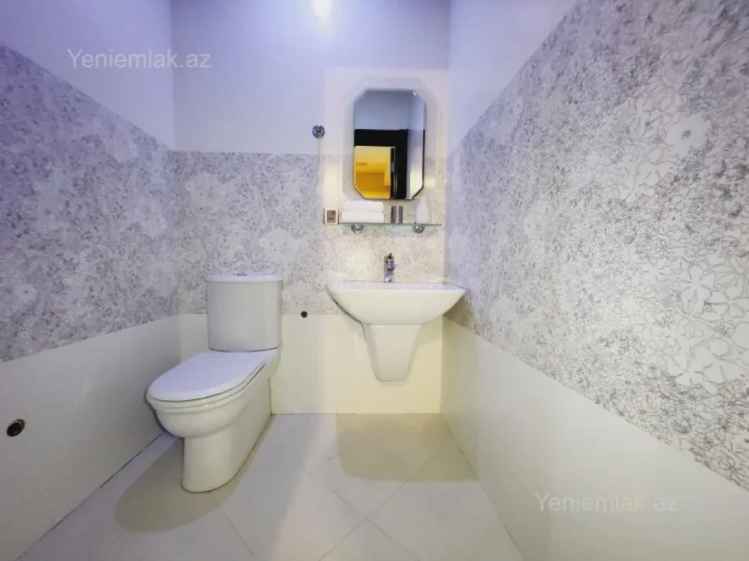 Satılır 3 otaqlı yeni tikili 130 m²