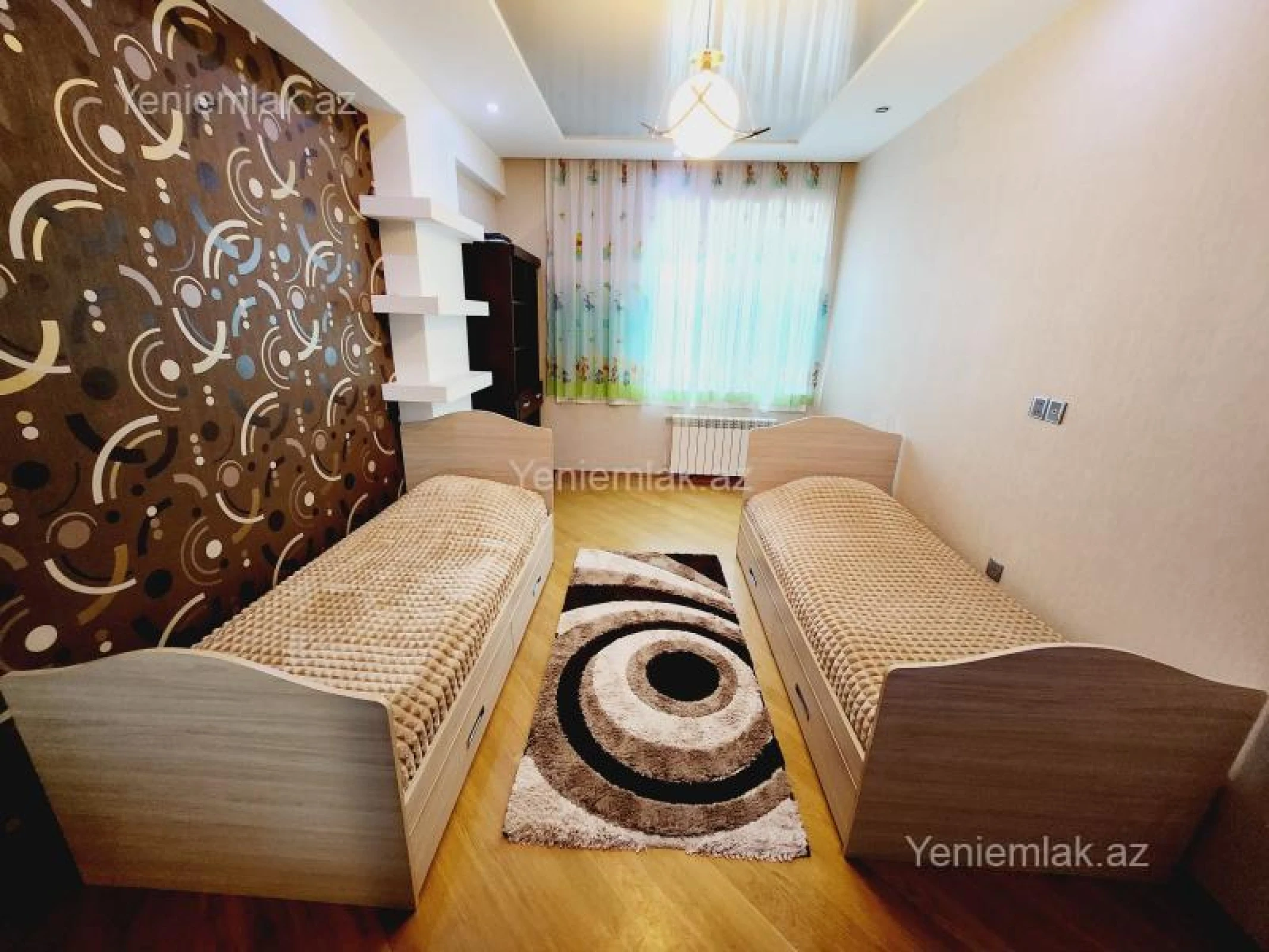 Satılır 3 otaqlı yeni tikili 130 m²