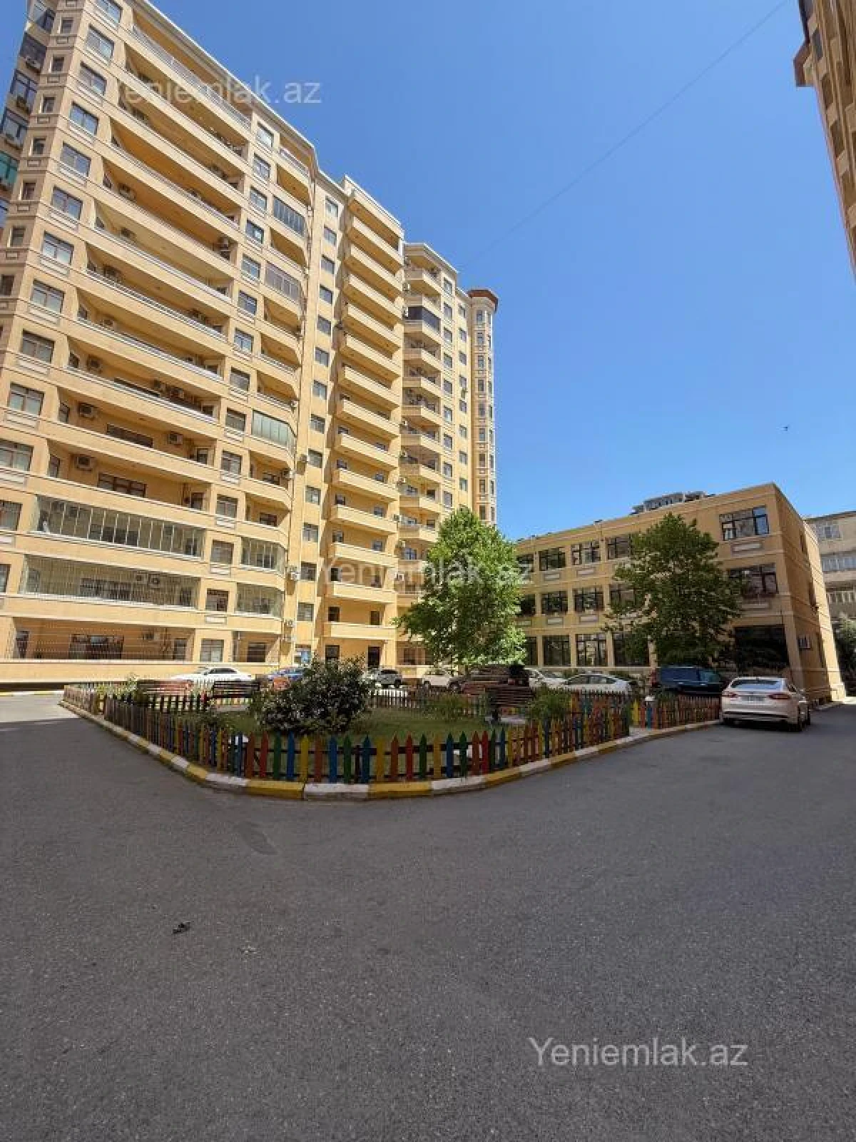 Satılır 4 otaqlı yeni tikili 191.4 m²