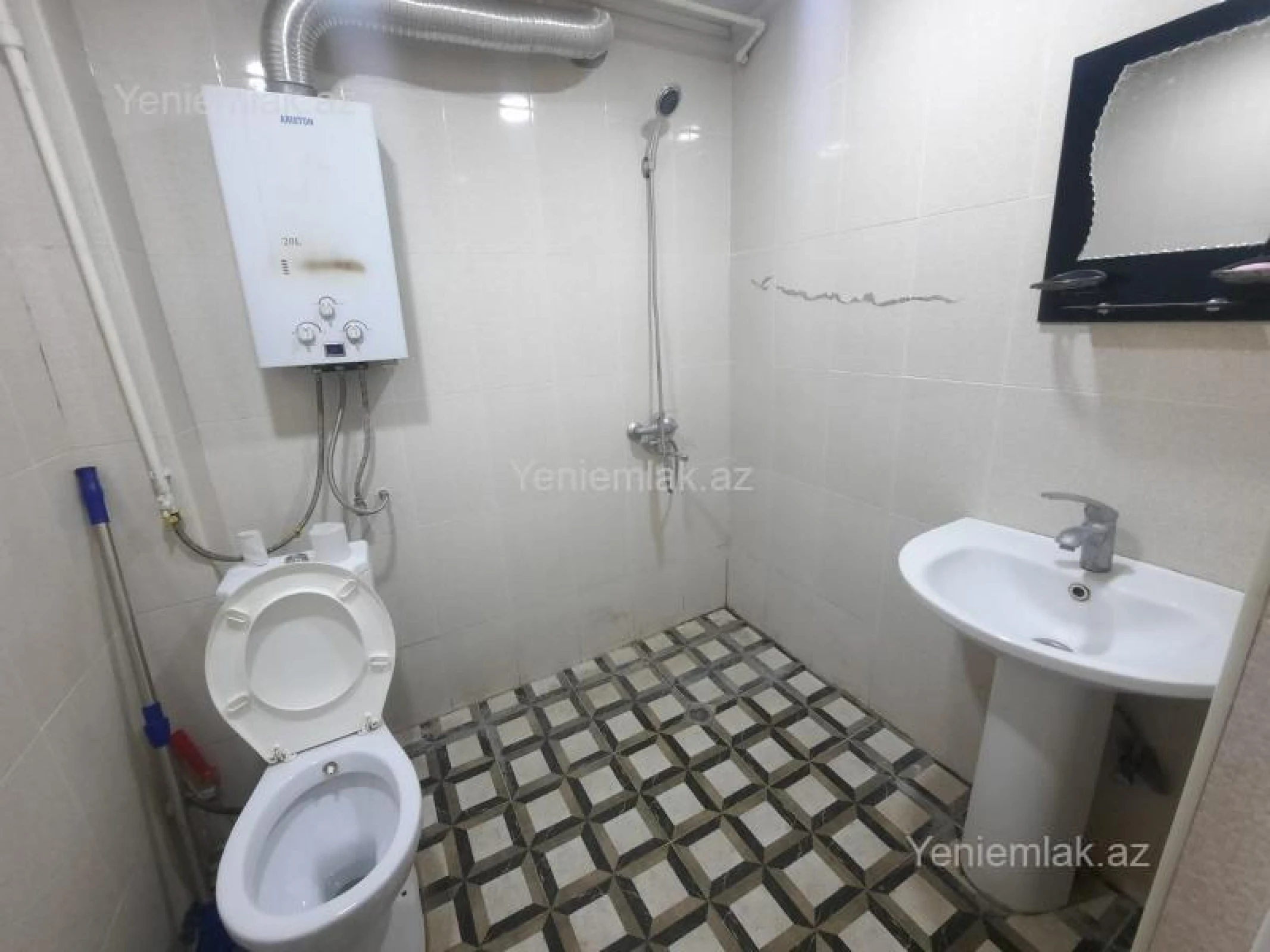 Satılır 1 otaqlı köhnə tikili 35 m²