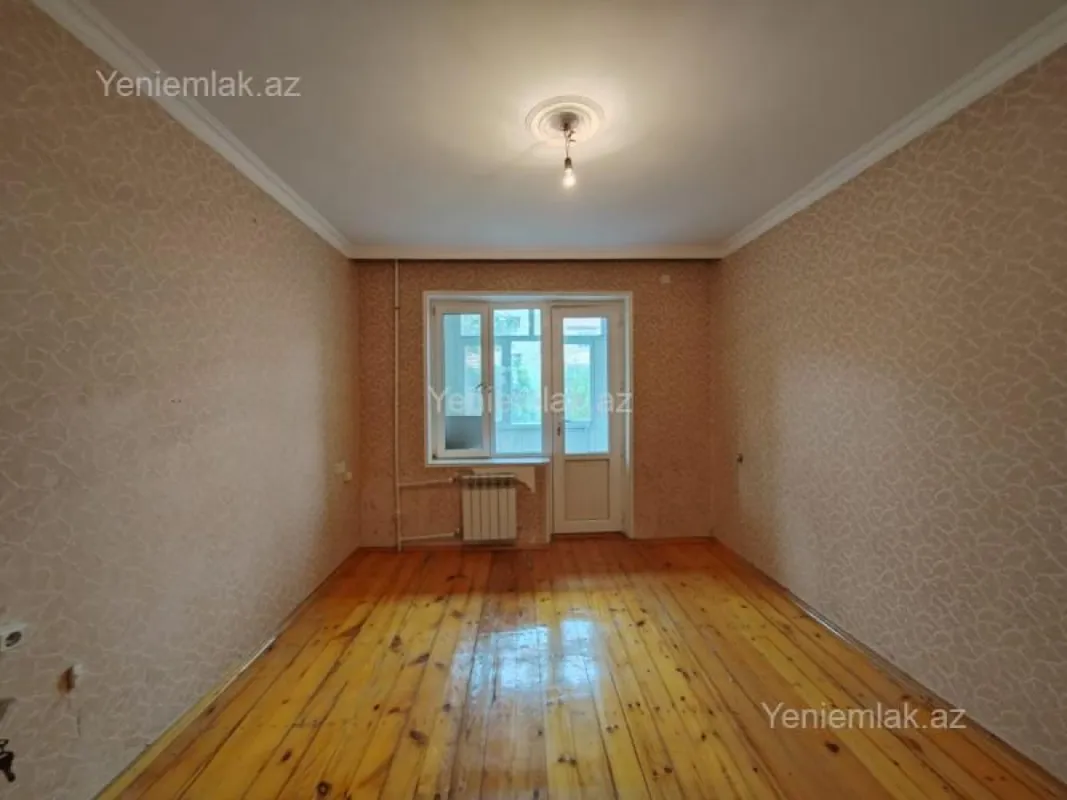 Satılır 2 otaqlı köhnə tikili 50 m²