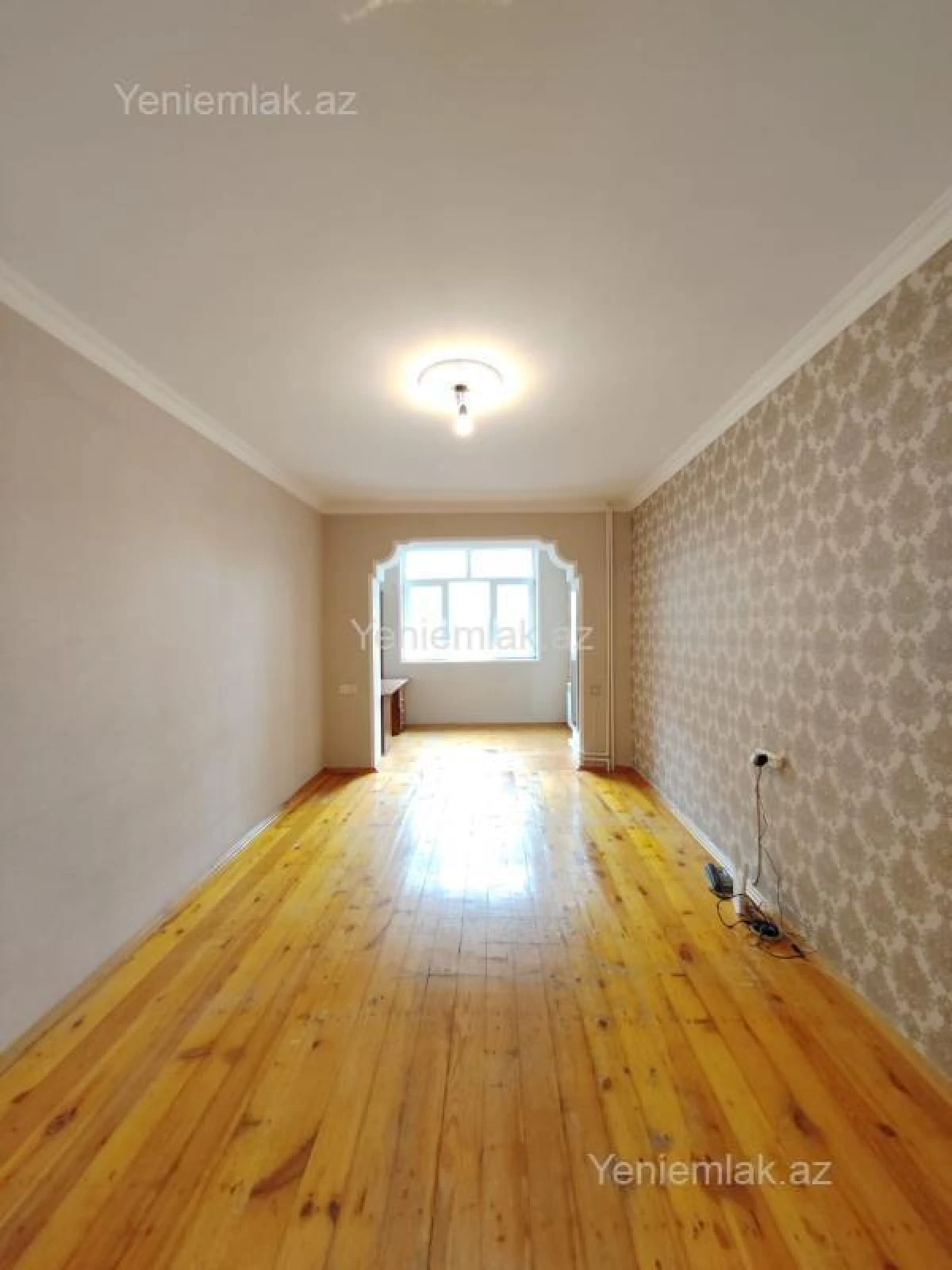 Satılır 2 otaqlı köhnə tikili 50 m²