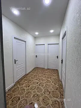 Satılır 4 otaqlı köhnə tikili 100 m²