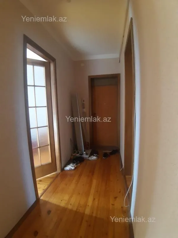 Satılır 3 otaqlı köhnə tikili 75 m²