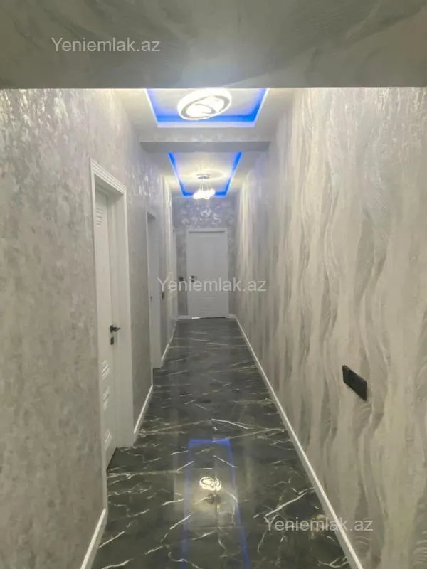 Satılır 4 otaqlı yeni tikili 130 m²