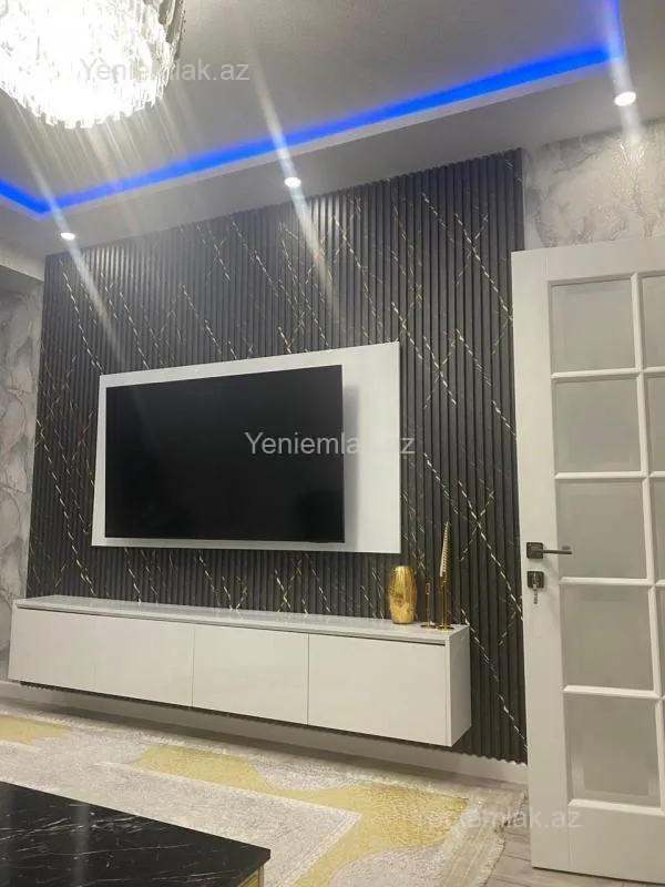 Satılır 4 otaqlı yeni tikili 130 m²