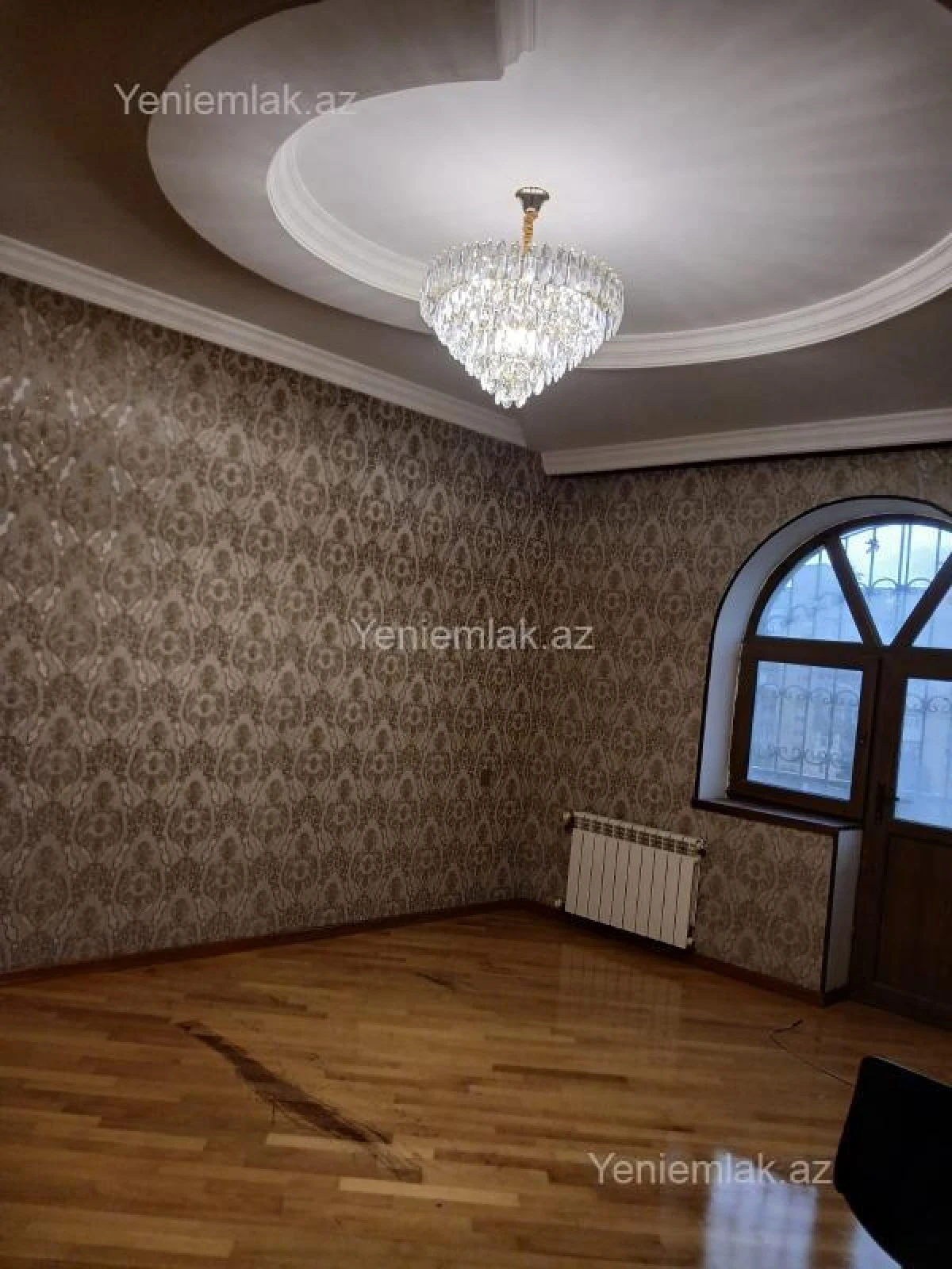 Satılır 5 otaqlı həyət evi 330 m²
