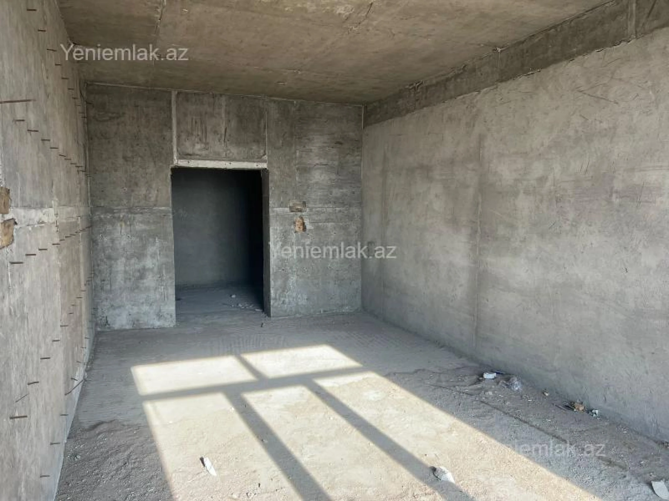 Satılır 3 otaqlı yeni tikili 125 m²