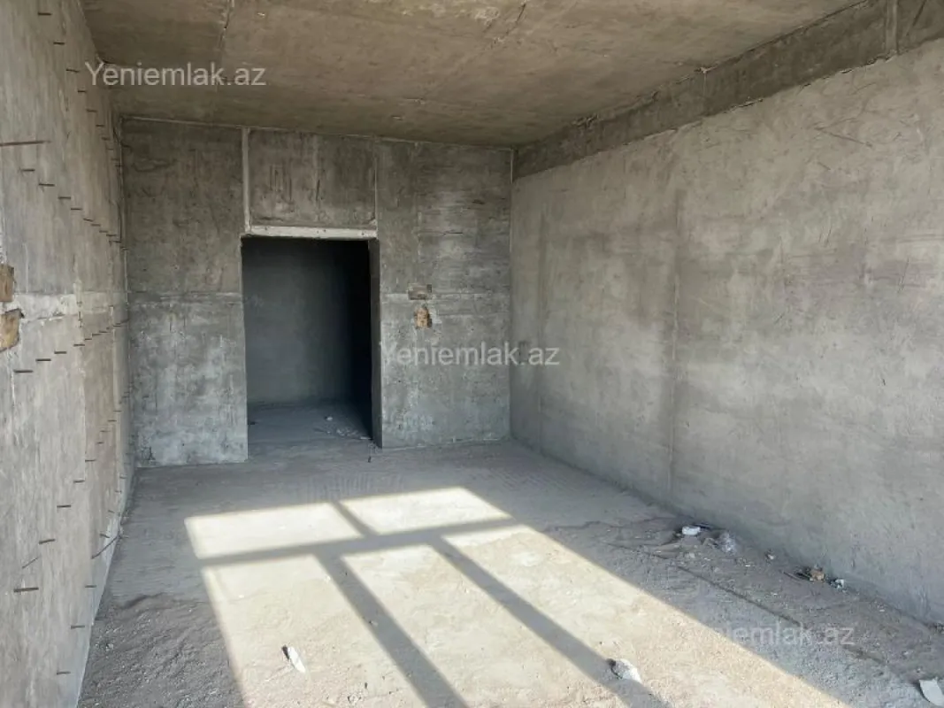 Satılır 3 otaqlı yeni tikili 125 m²