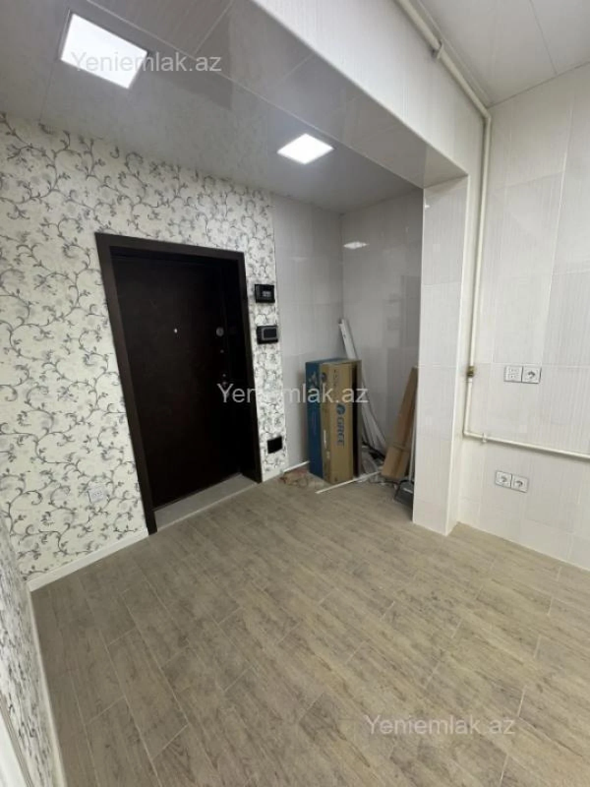 Satılır 2 otaqlı yeni tikili 68 m²