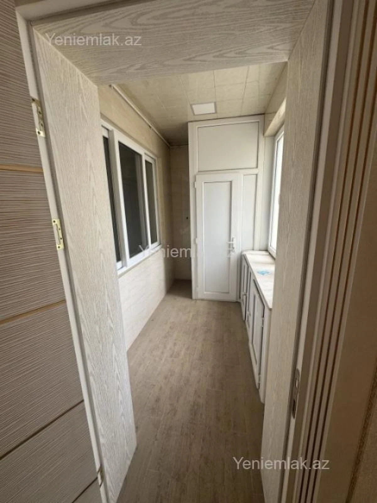 Satılır 2 otaqlı yeni tikili 68 m²