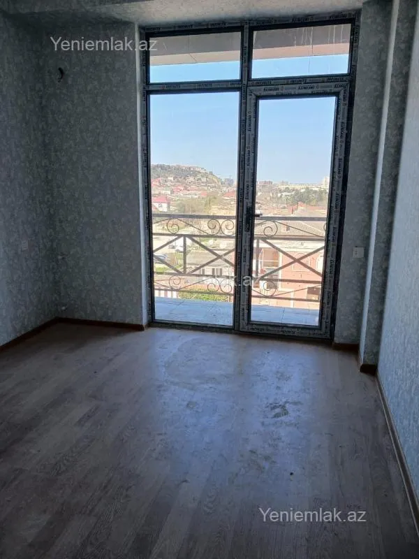 Satılır 2 otaqlı yeni tikili 95 m²