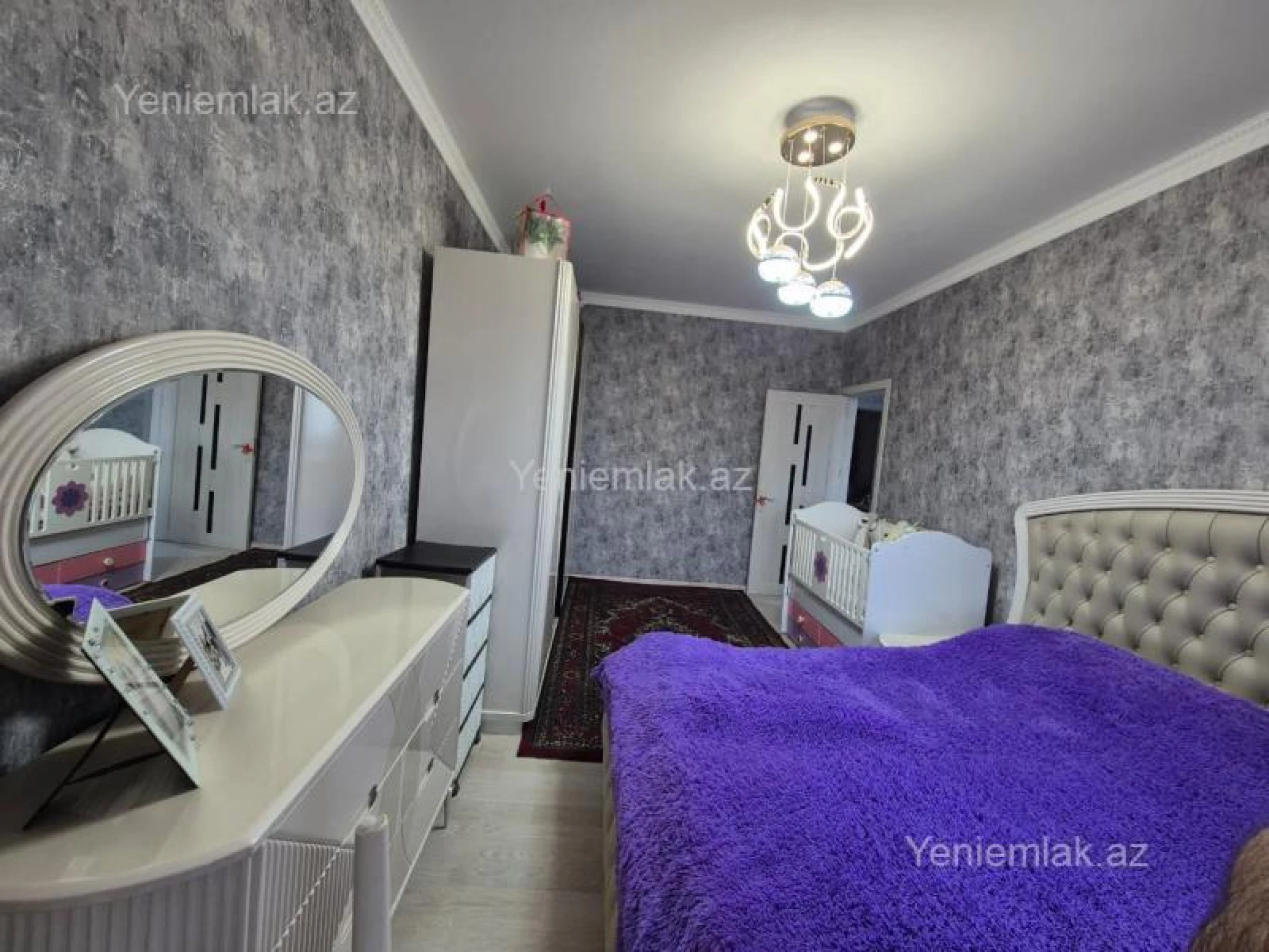 Satılır 2 otaqlı köhnə tikili 65 m²
