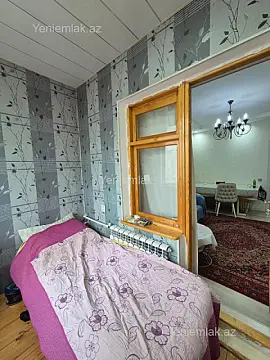 Satılır 2 otaqlı köhnə tikili 65 m²