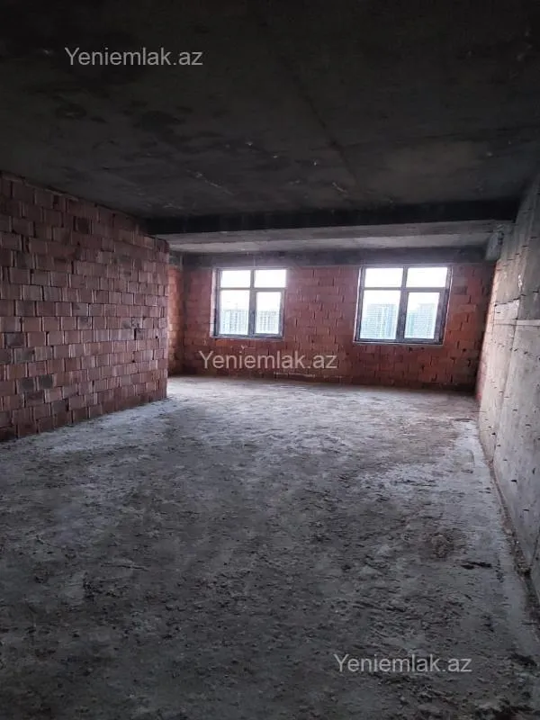 Satılır 3 otaqlı yeni tikili 120 m²
