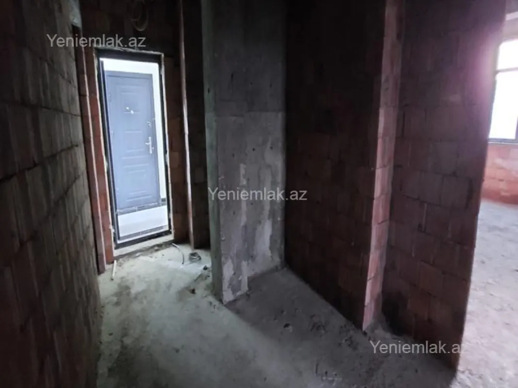 Satılır 3 otaqlı yeni tikili 120 m²