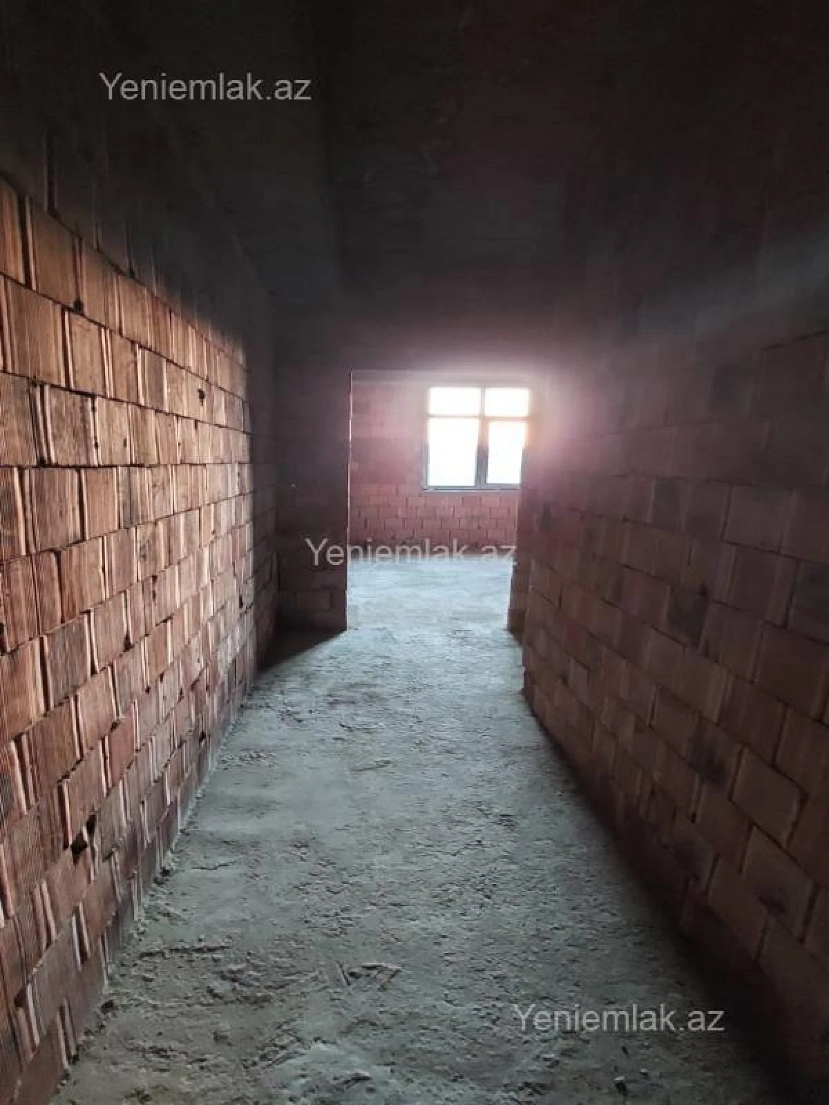 Satılır 3 otaqlı yeni tikili 120 m²