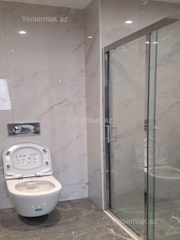 Satılır 4 otaqlı yeni tikili 122 m²