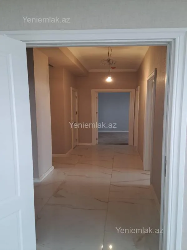 Satılır 4 otaqlı yeni tikili 122 m²