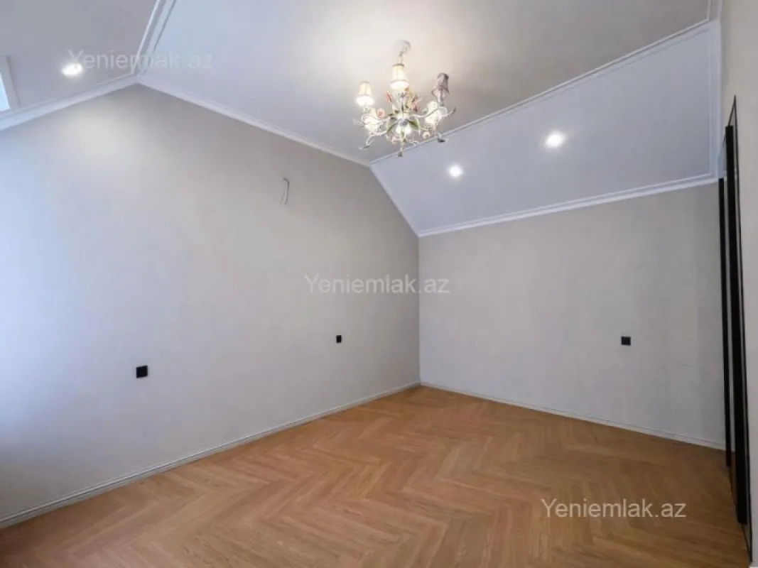 Satılır 5 otaqlı həyət evi 190 m²