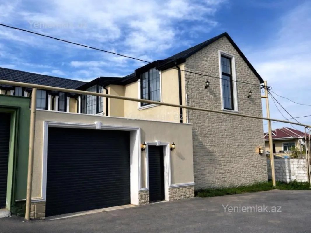 Satılır 5 otaqlı həyət evi 190 m²