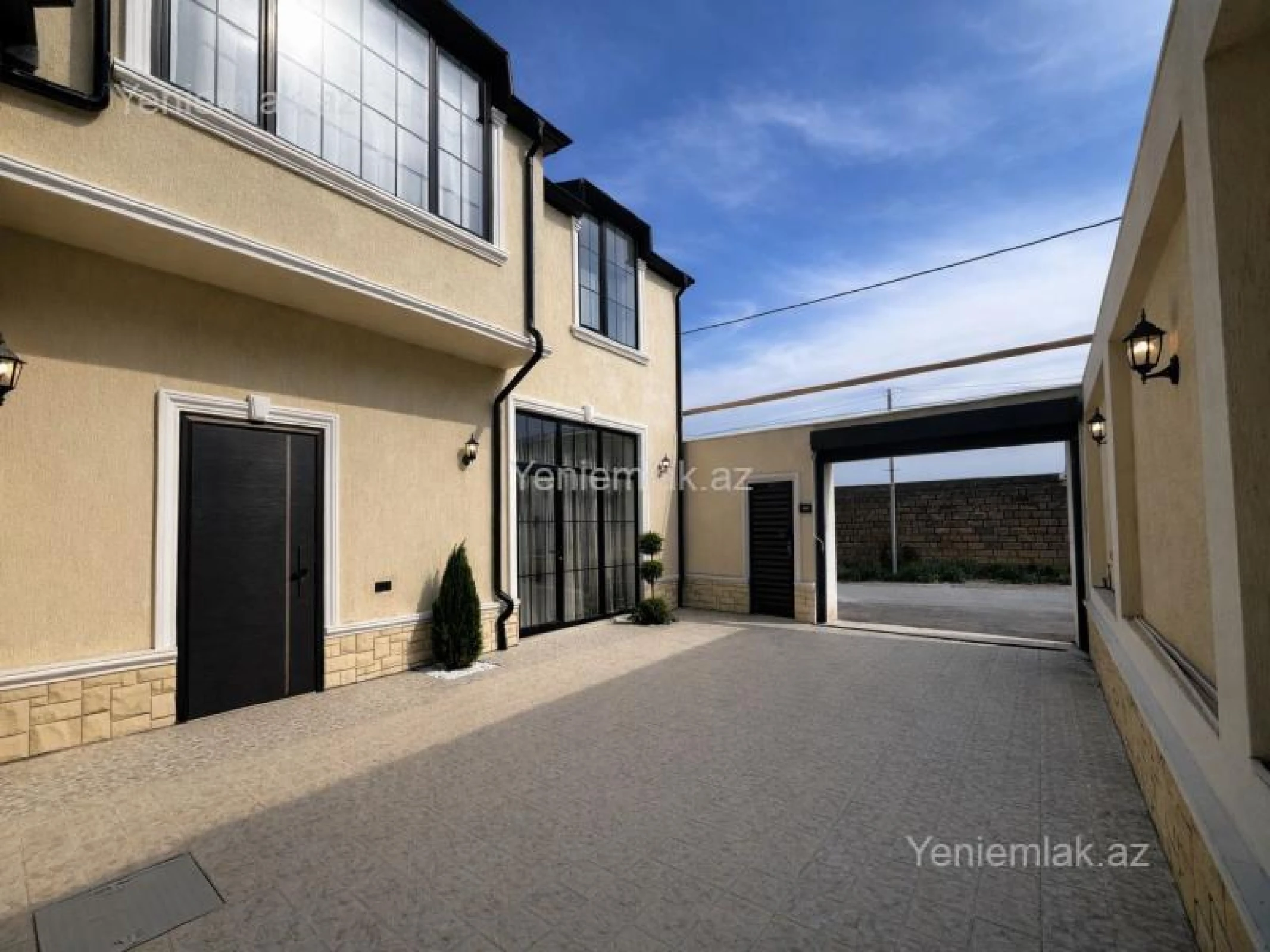 Satılır 5 otaqlı həyət evi 190 m²