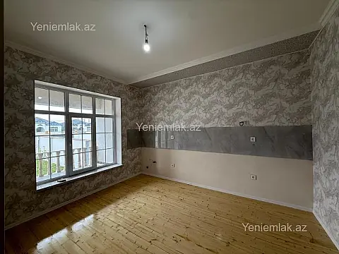 Satılır 4 otaqlı həyət evi 120 m²