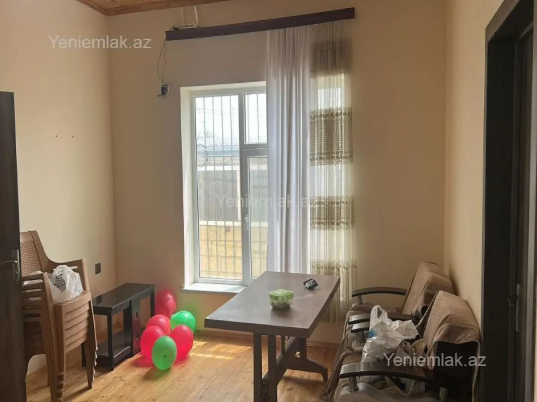 Satılır 3 otaqlı həyət evi 84 m²
