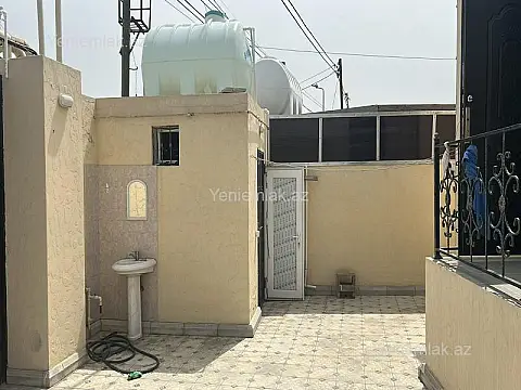Satılır 3 otaqlı həyət evi 84 m²