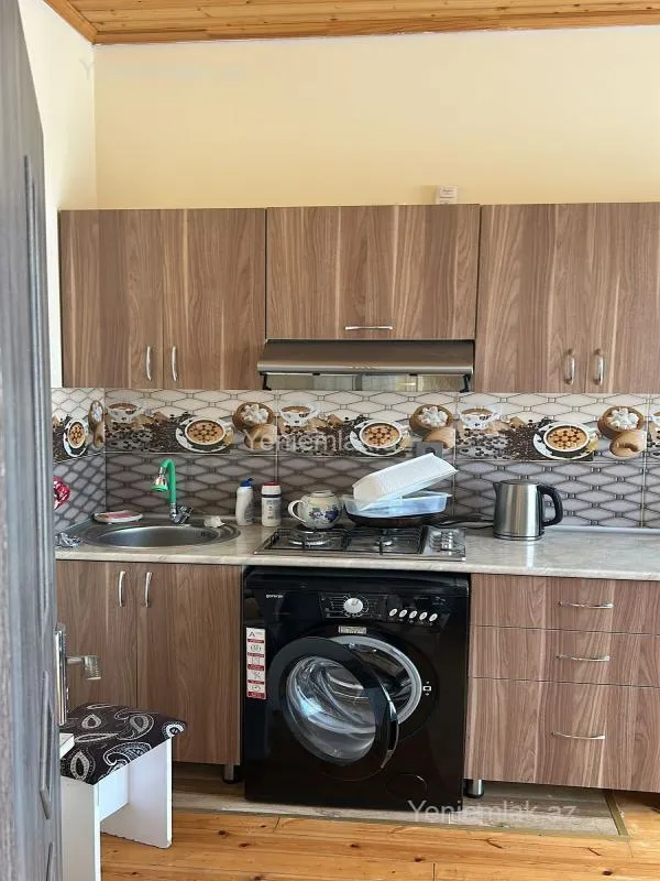 Satılır 3 otaqlı həyət evi 84 m²