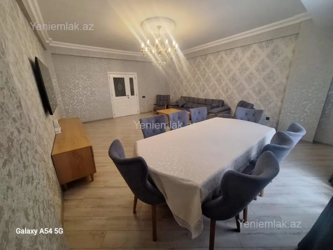Satılır 3 otaqlı yeni tikili 141 m²
