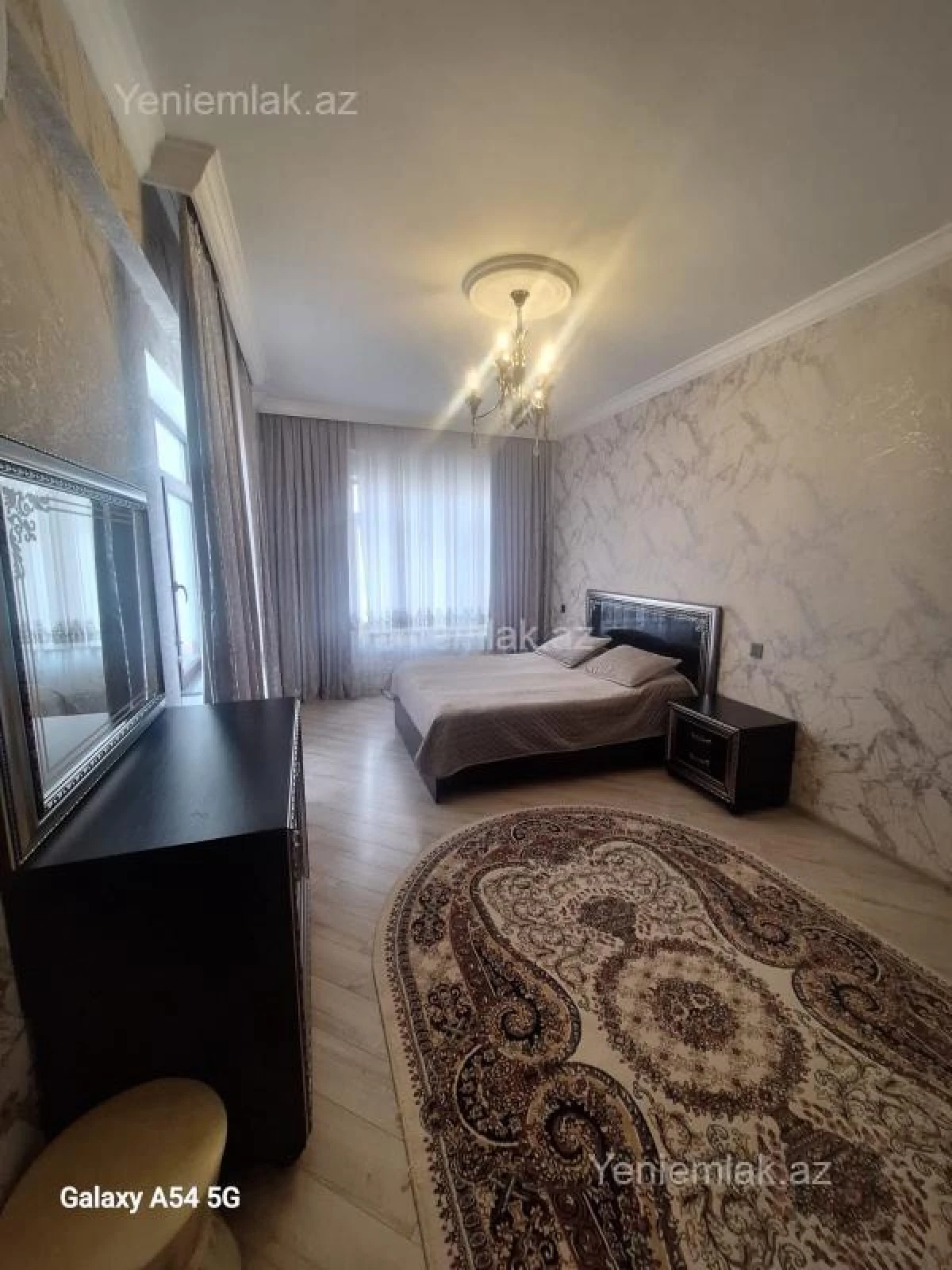 Satılır 3 otaqlı yeni tikili 141 m²