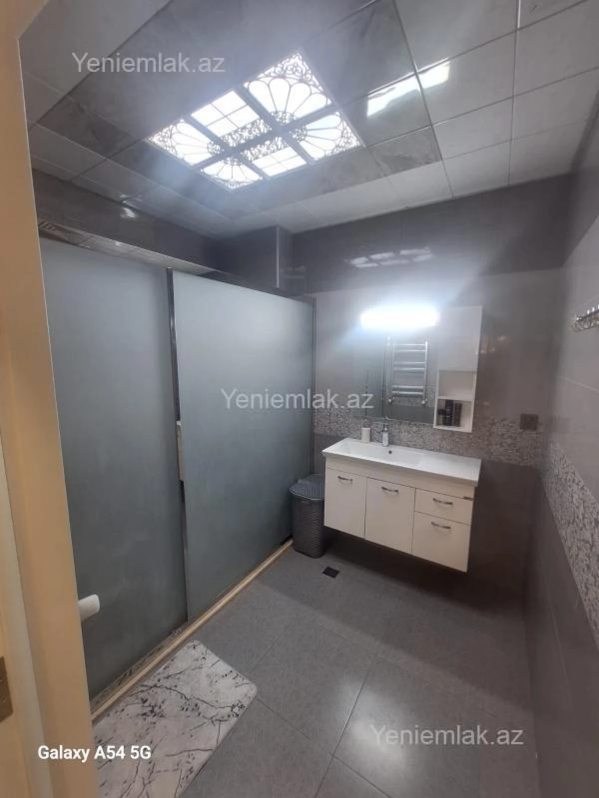 Satılır 3 otaqlı yeni tikili 141 m²