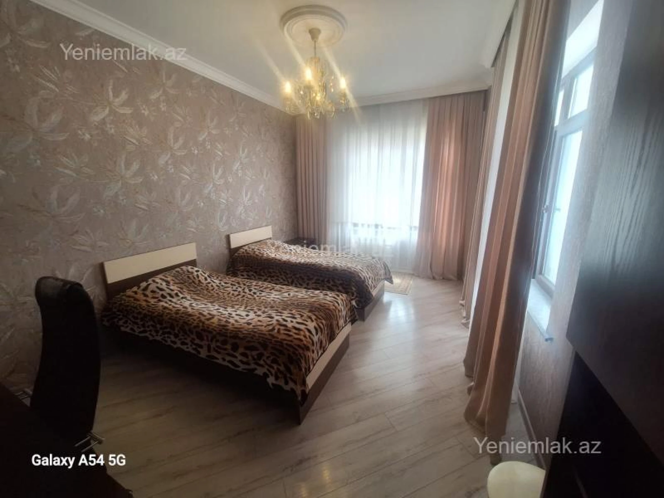 Satılır 3 otaqlı yeni tikili 141 m²