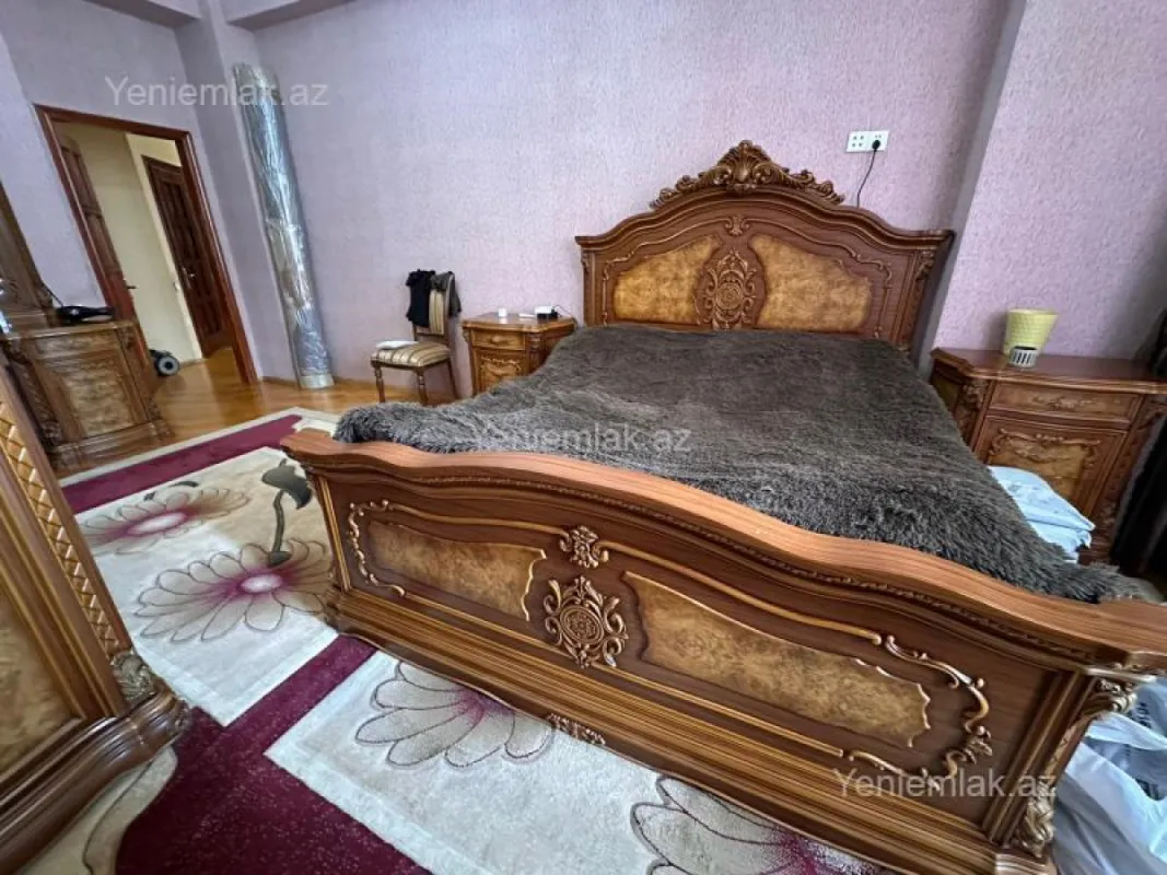 Satılır 4 otaqlı yeni tikili 160 m²