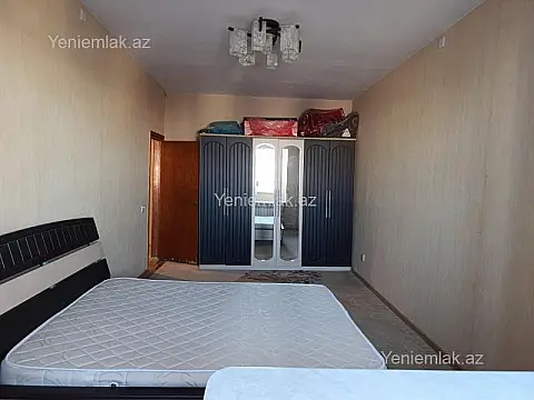 Satılır 3 otaqlı köhnə tikili 80 m²